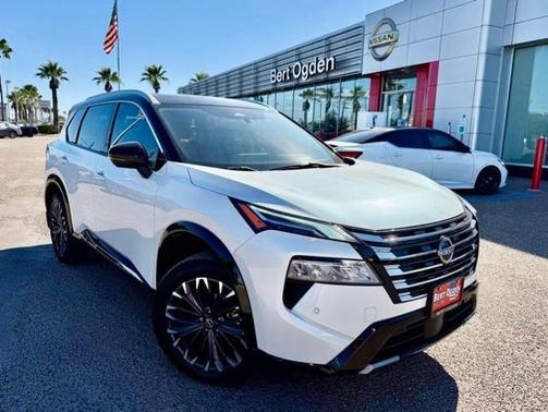 Wht Blk Roof 2024 Nissan Rogue Platinum