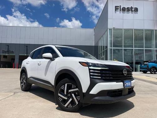 Fresh Powder 2025 Nissan Kicks SV
