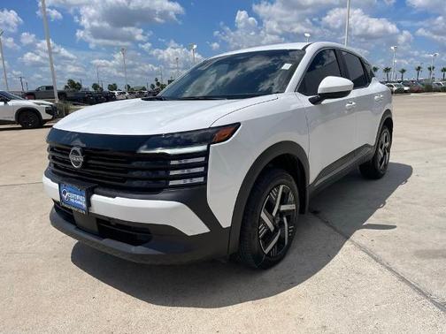 Fresh Powder 2025 Nissan Kicks SV