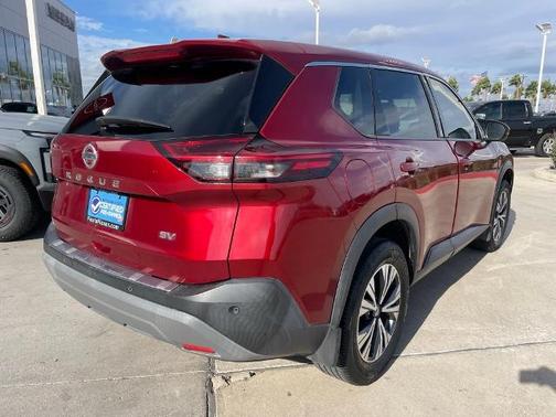 2021 Nissan Rogue SV