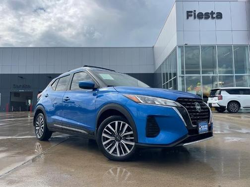 2023 Nissan Kicks SV