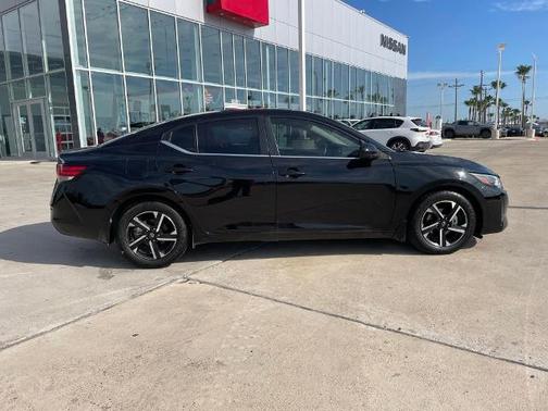 Black 2024 Nissan Sentra SV