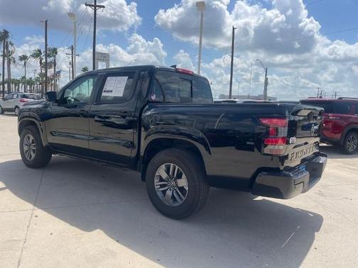 Black 2025 Nissan Frontier SV