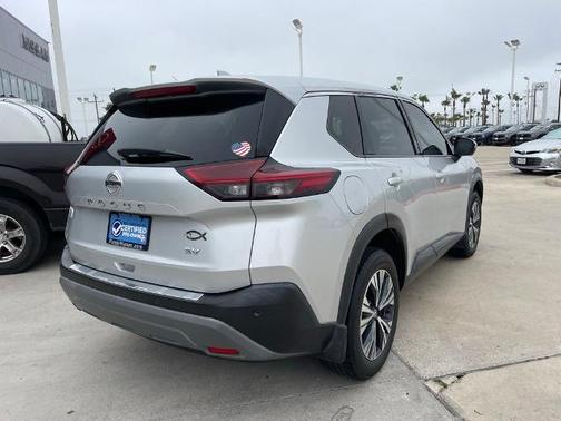 Brilliant Silver Metallic 2021 Nissan Rogue SV