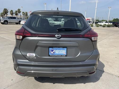 2025 Nissan Kicks Play S