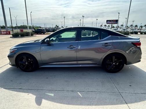2022 Nissan Sentra SR