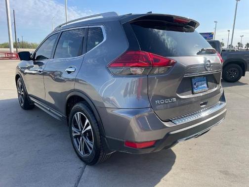 2017 Nissan Rogue SL