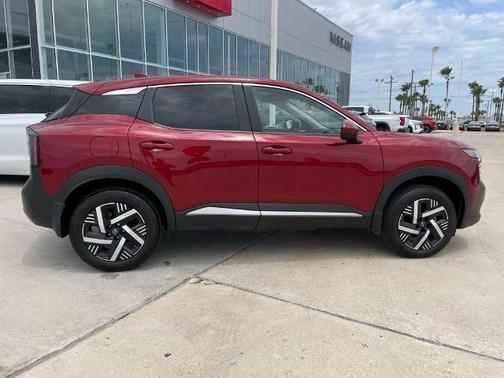 Scarlet Ember T 2025 Nissan Kicks SV