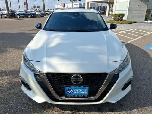 White 2022 Nissan Altima 2.0 SR