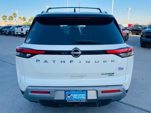 2022 Nissan Pathfinder Platinum