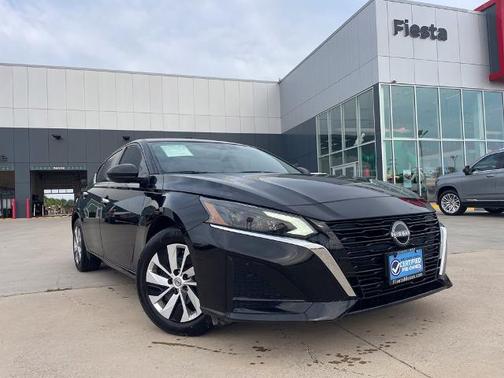 Black 2025 Nissan Altima S Sedan