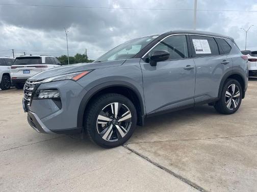 Boulder Gray Metallic 2024 Nissan Rogue SL