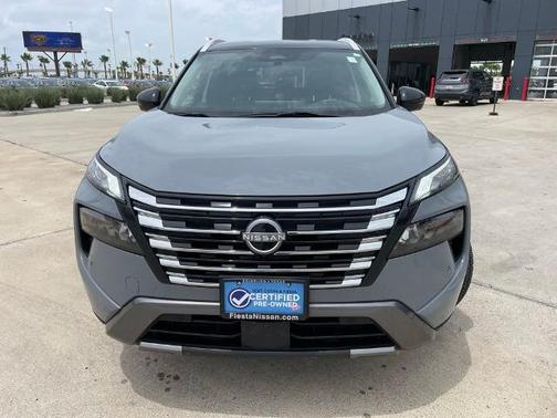 Boulder Gray Metallic 2024 Nissan Rogue SL