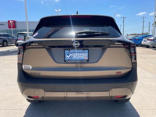 Canyon Bronze M 2025 Nissan Kicks SR