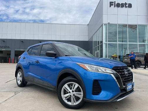 2023 Nissan Kicks S