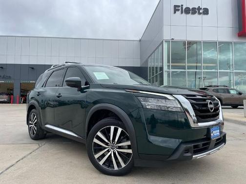 Obsidian Green 2023 Nissan Pathfinder Platinum