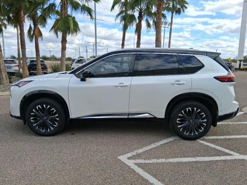 2024 Nissan Rogue Platinum