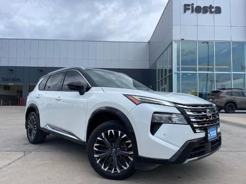 2024 Nissan Rogue Platinum