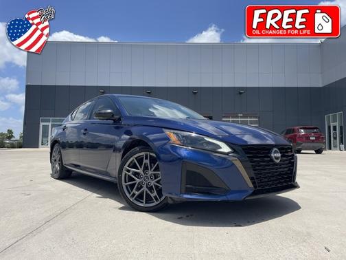 2023 Nissan Altima 2.0 SR