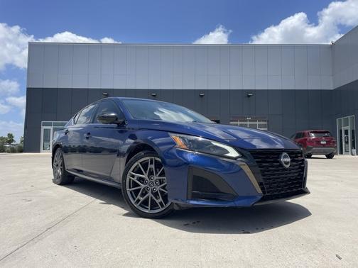 2023 Nissan Altima 2.0 SR