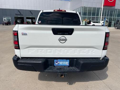 2023 Nissan Frontier S
