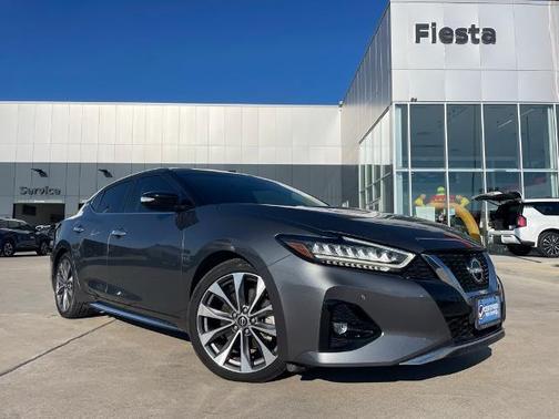 2023 Nissan Maxima Platinum