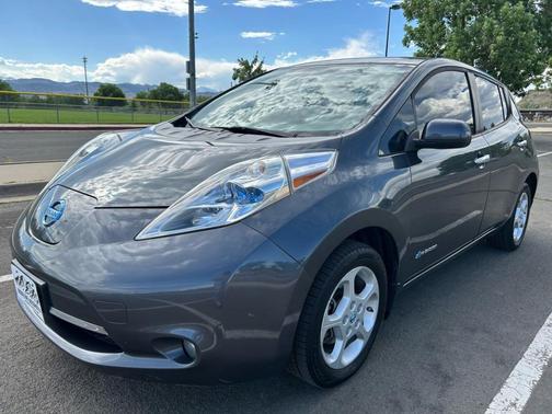 2013 Nissan Leaf SV