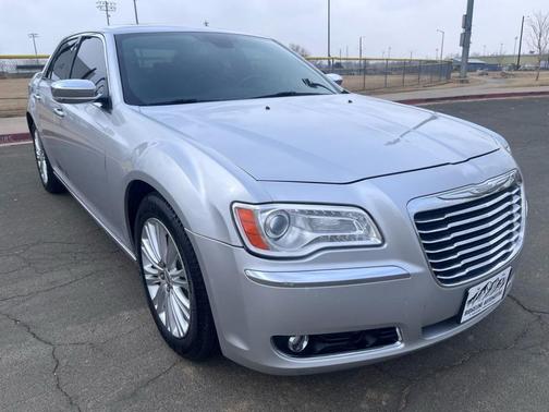 2012 Chrysler 300C Base