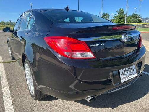 2013 Buick Regal Premium 1