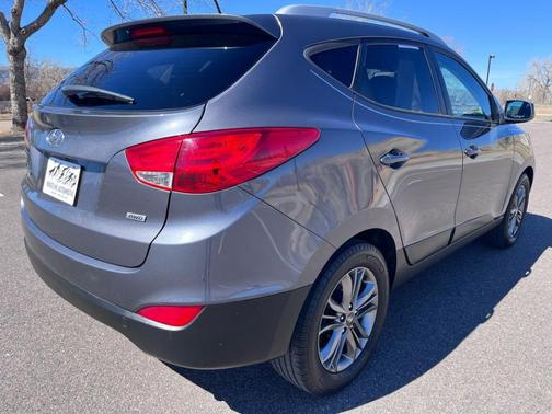 2015 Hyundai TUCSON SE