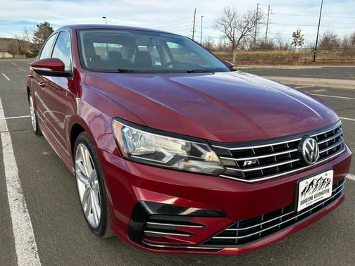 2016 Volkswagen Passat 1.8T R-Line w/ Comfort