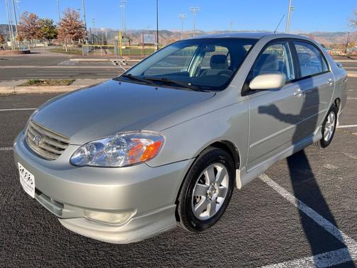 2004 Toyota Corolla CE