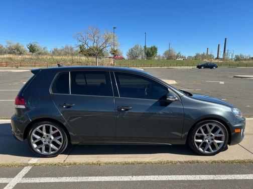 2014 Volkswagen GTI Wolfsburg Edition