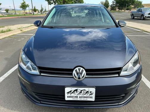 2016 Volkswagen Golf TSI S 4-Door