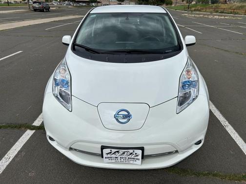 2015 Nissan Leaf SV