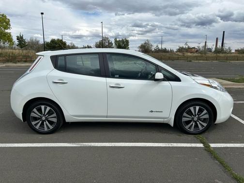 2015 Nissan Leaf SV