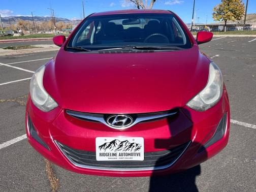 2014 Hyundai ELANTRA SE