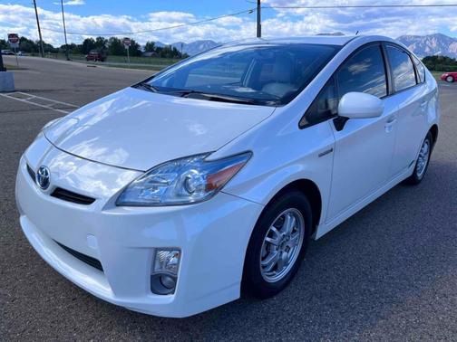 Photo 1 of 20 of 2011 Toyota Prius II