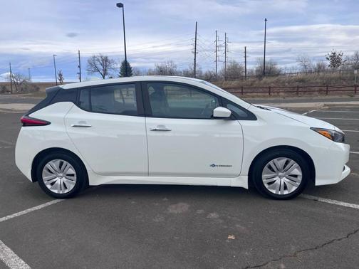 2018 Nissan Leaf S