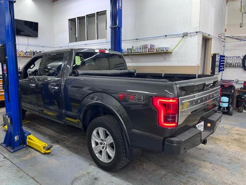 2017 Ford F-150 Platinum