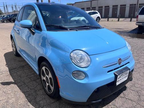 2015 FIAT 500e Battery Electric