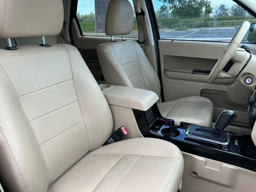 2011 Ford Escape Limited