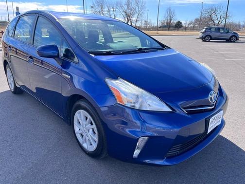 2014 Toyota Prius v Three