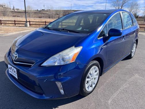 2014 Toyota Prius v Three