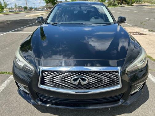 2015 INFINITI Q50 Premium