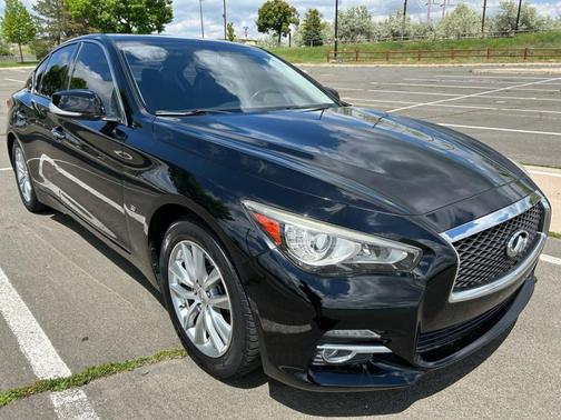 2015 INFINITI Q50 Premium