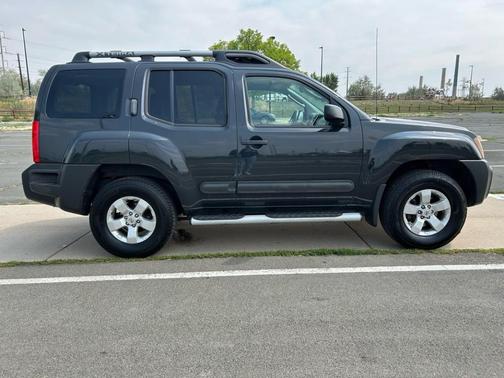 2012 Nissan Xterra S