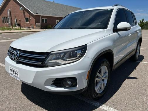 2016 Volkswagen Tiguan SE