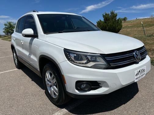 2016 Volkswagen Tiguan SE