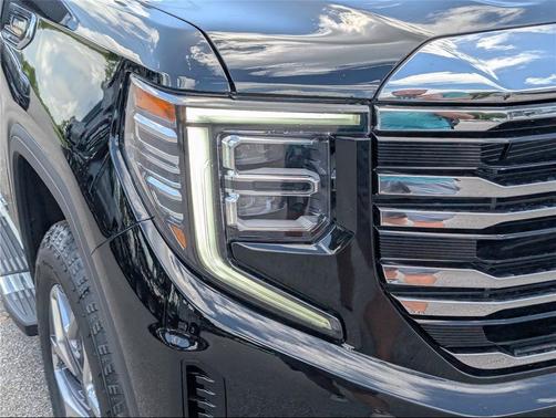 Onyx Black 2026 GMC Sierra 1500 SLT